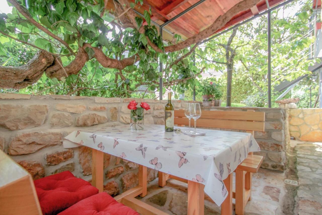 Carla Guest House Новиград Экстерьер фото